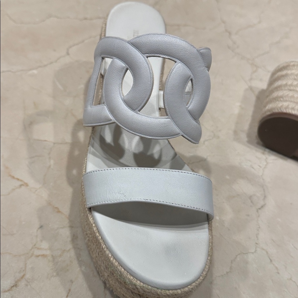 Hermes White Women's Sandals - Picture 11 of 12